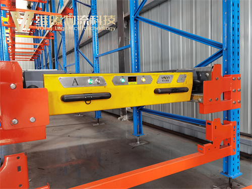 子母式穿梭車如何提高倉儲(chǔ)效率？